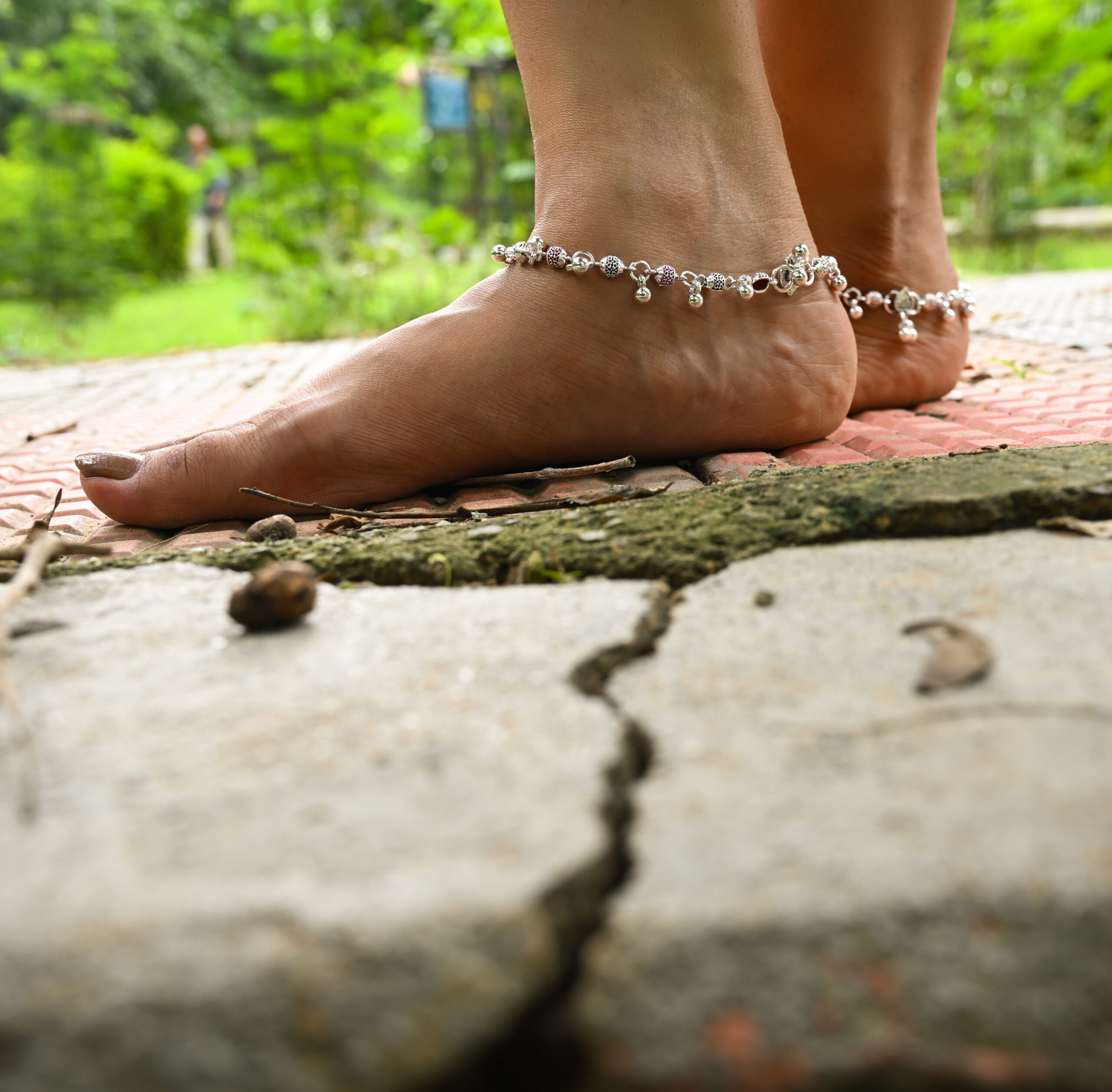 Vibrant Veils Silver Replica Colored Beed Payal/Anklet (Pair) - Image 8