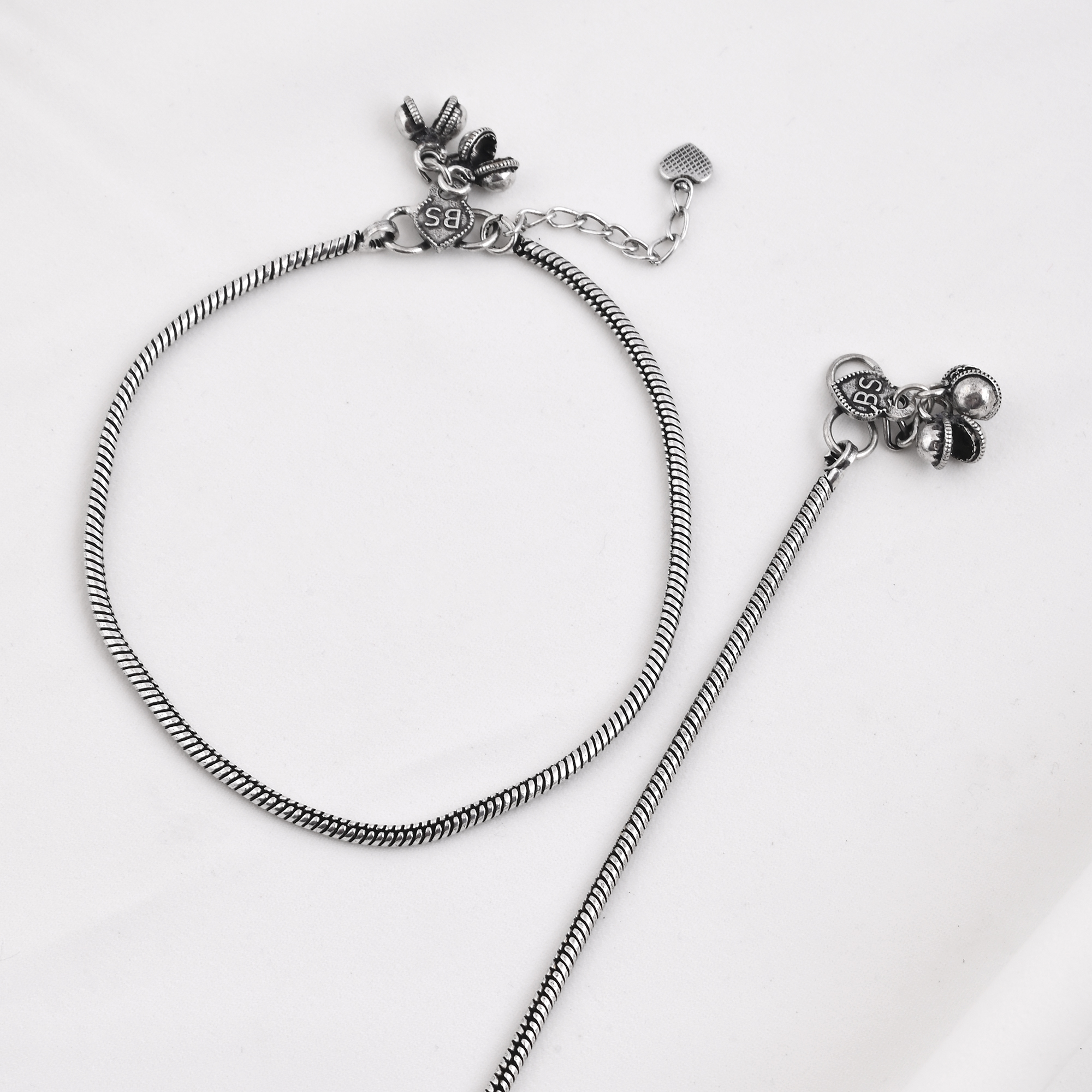 Vibrant Veils Silver Replica Oxidised Old Design Anklets (Pair) - Image 7