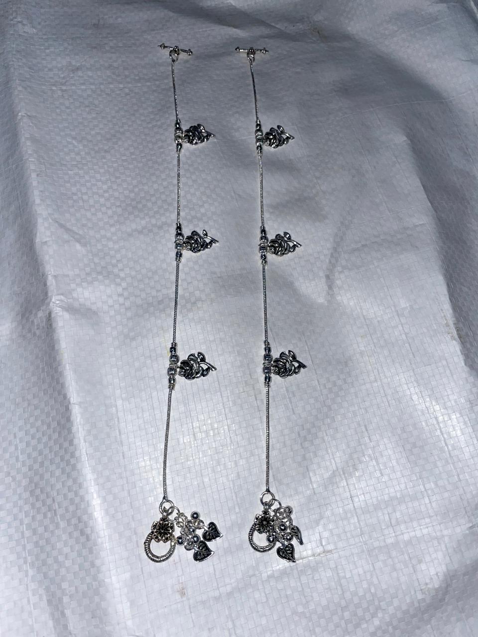Vibrant Veils Silver Replica Oxidised Floral art Anklets (Pair) - Image 3