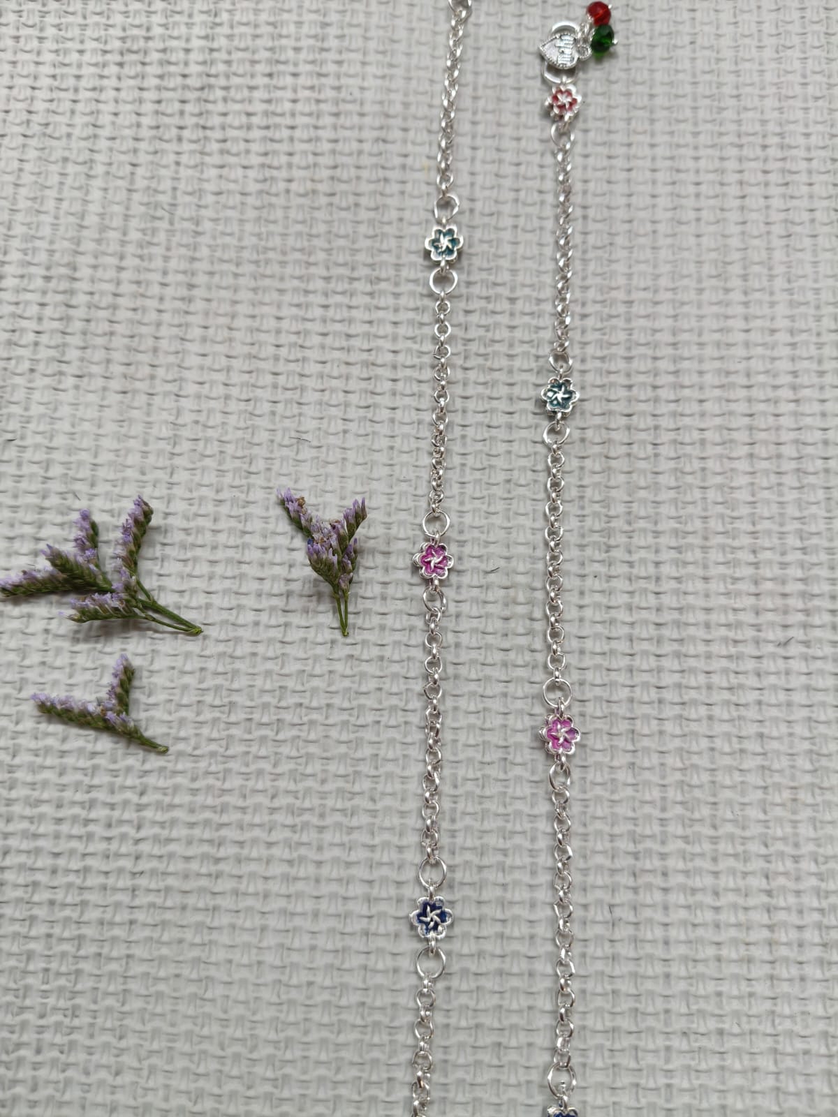 Vibrant Veils Floral Charm Anklet (Pair) - Image 4